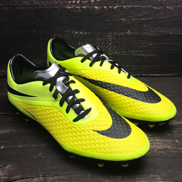 nike hypervenom